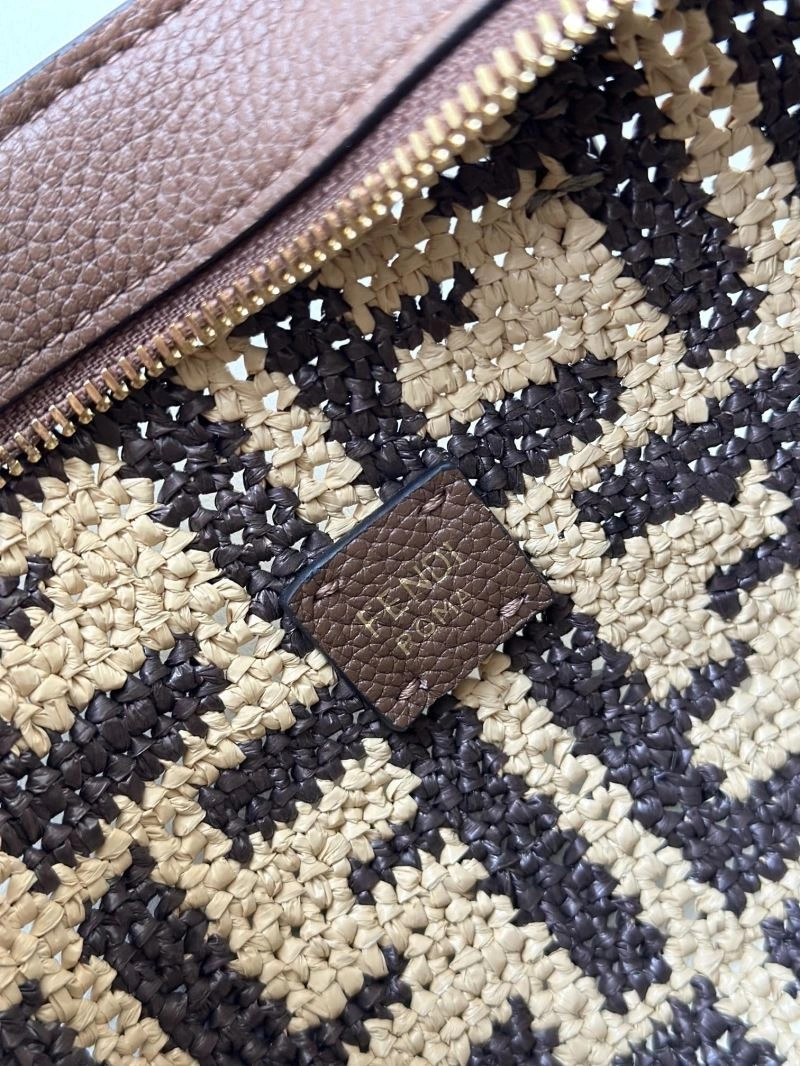 Fendi Shopping Bags Snug 57409