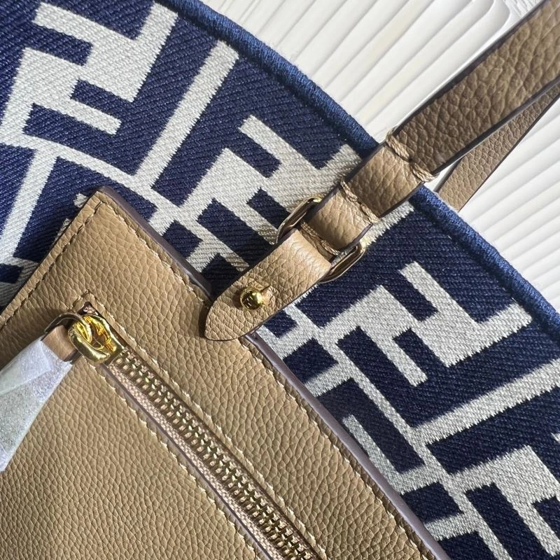 Fendi Shopping Bags Breathable 57406