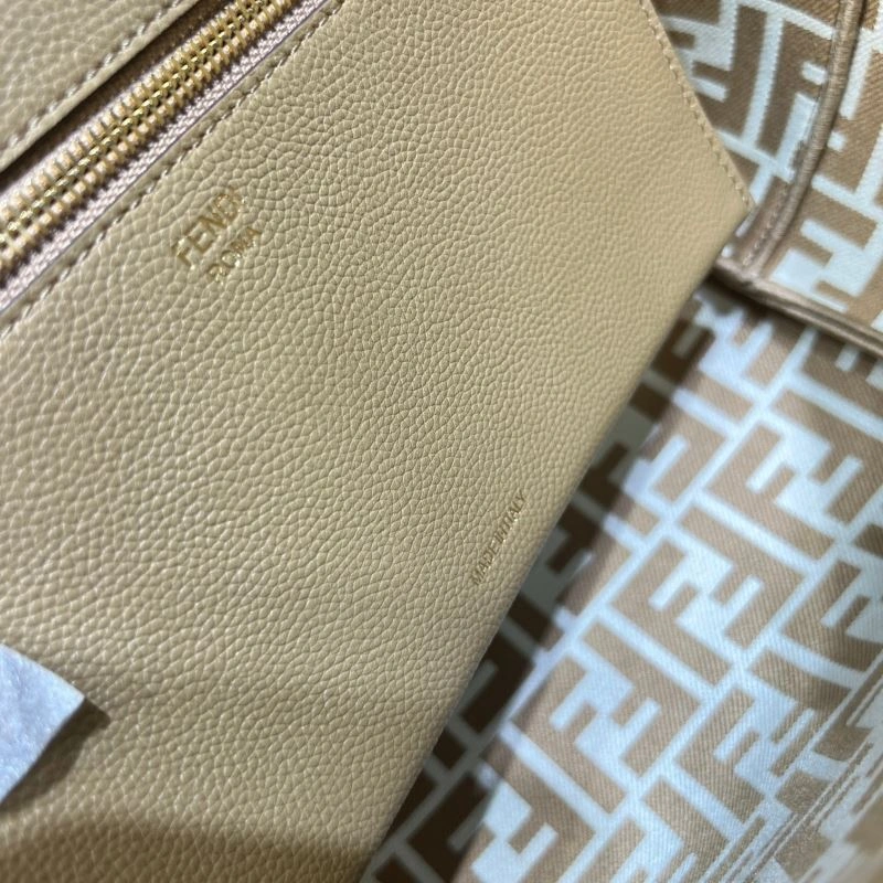 Fendi Shopping Bags Flexible 57444