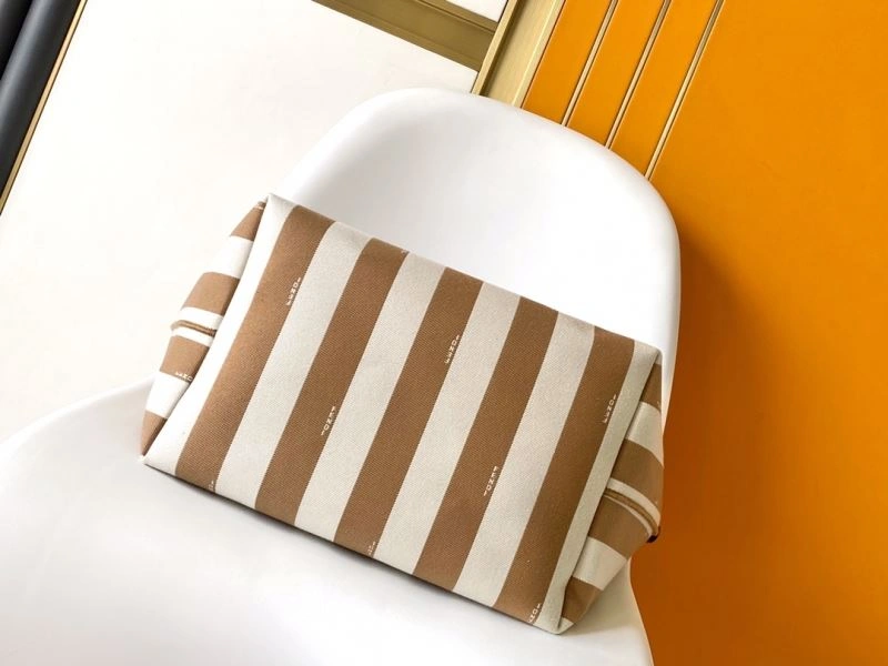 Affordable Fendi Shopping Bags 57402