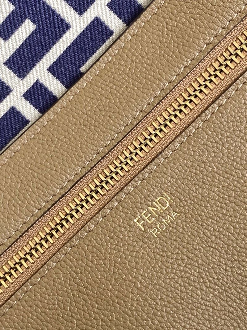 Versatile Fendi Shopping Bags 57437