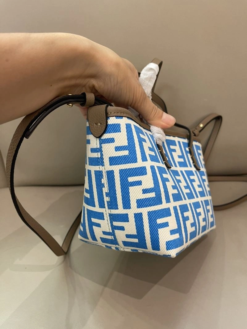 Fendi Shopping Bags FashionForward 57381