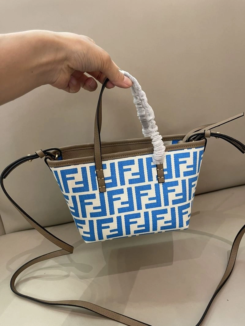 Fendi Shopping Bags FashionForward 57381