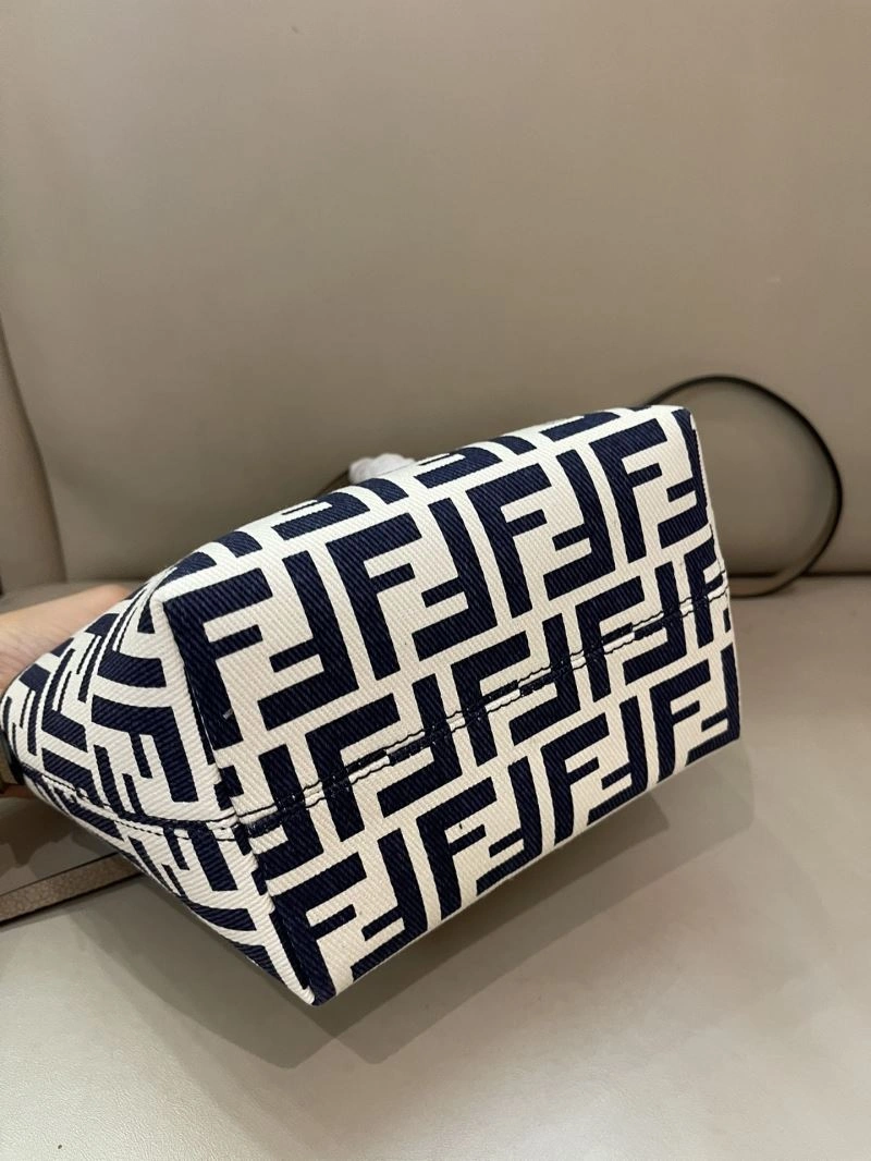Minimalist Fendi Shopping Bags 57387