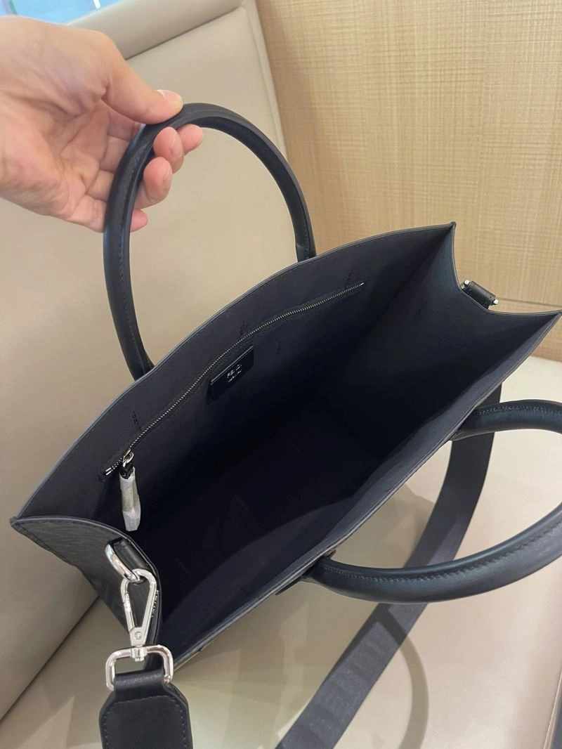 Comfortable Fendi Shopping Bags 57385