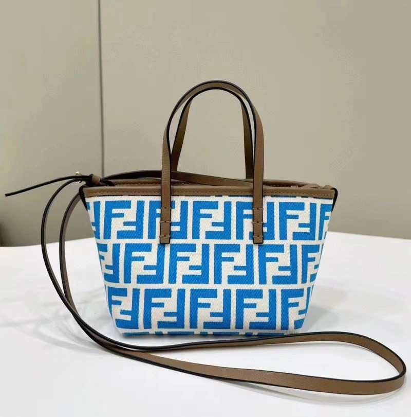 Fendi Shopping Bags Comfortable 57376