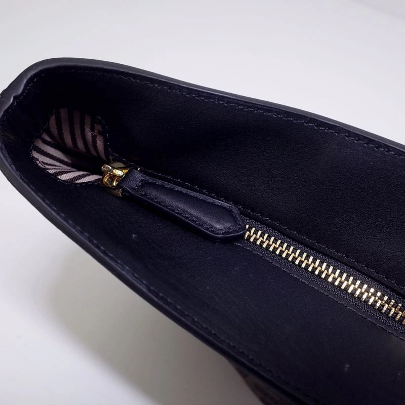 Fendi Shopping Bags TechFriendly 59290