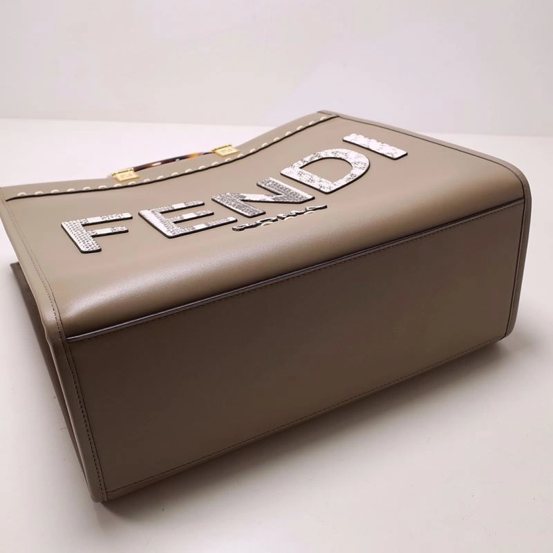 UrbanChic Fendi Shopping Bags 59284