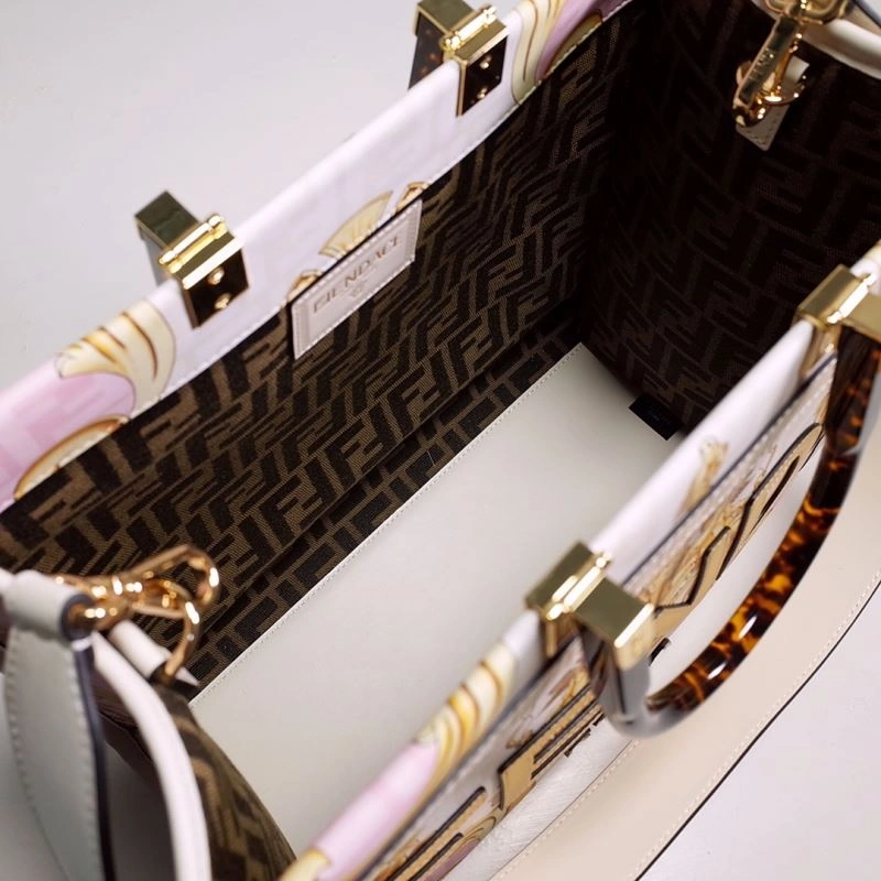 Fendi Shopping Bags Lightweight 59278