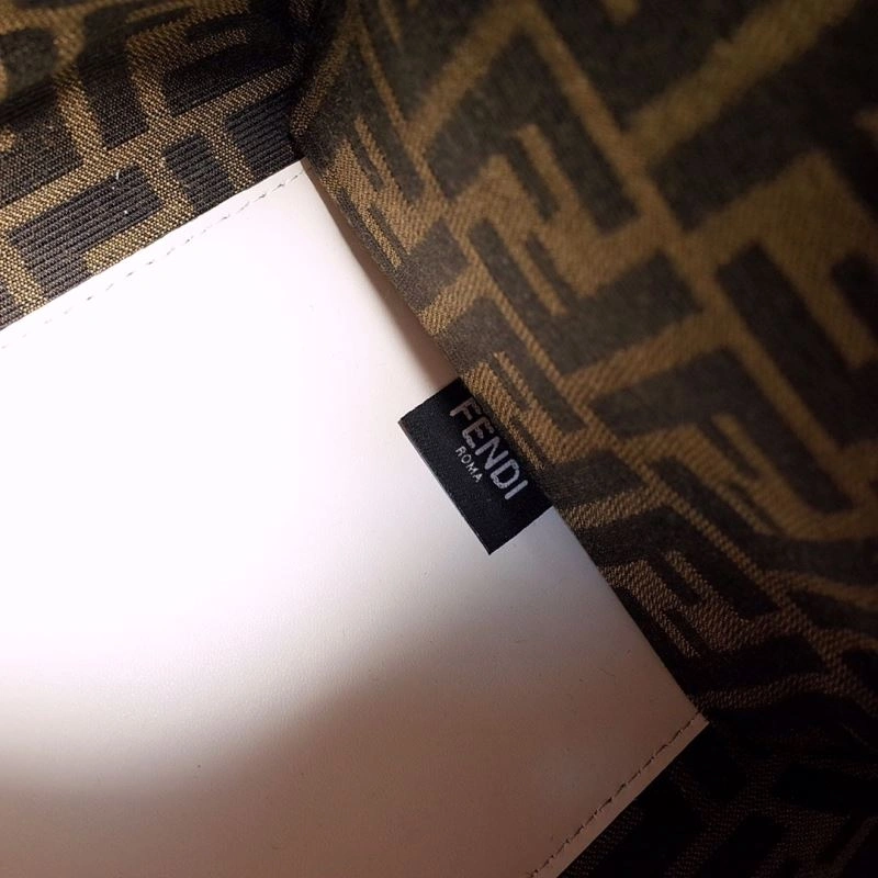 Fendi Shopping Bags Lightweight 59278