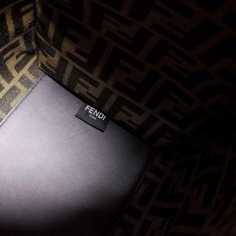Fendi Shopping Bags Comfortable 59312