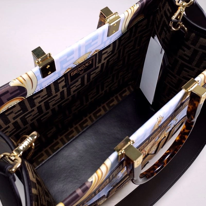 Fendi Shopping Bags EasyMatch 59274