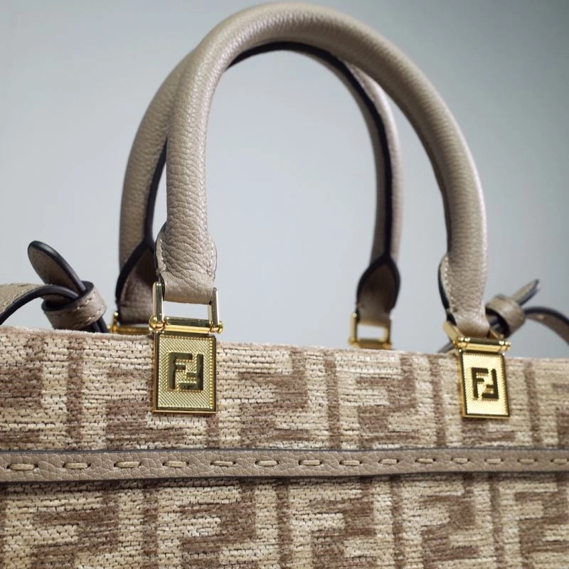 Modern Fendi Shopping Bags 59260