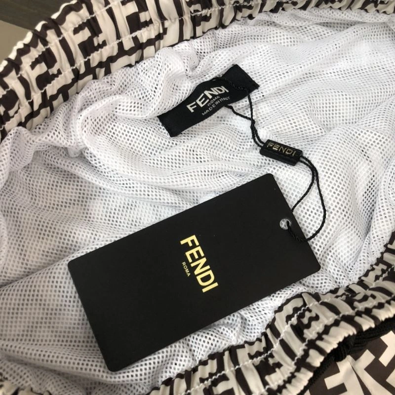Lightweight Fendi Short Pants 123289
