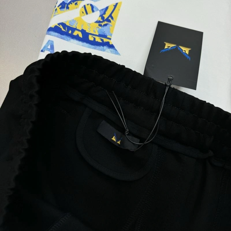 Cozy Fendi Short Pants 122907