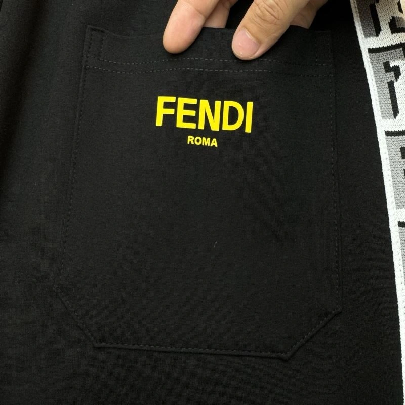Fendi Short Pants Snug 122914