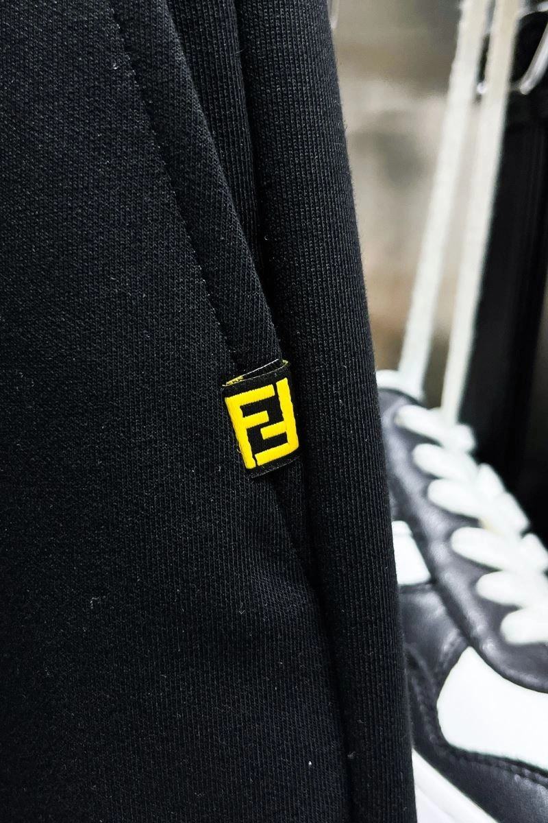 Fendi Short Pants AllSeason 122881