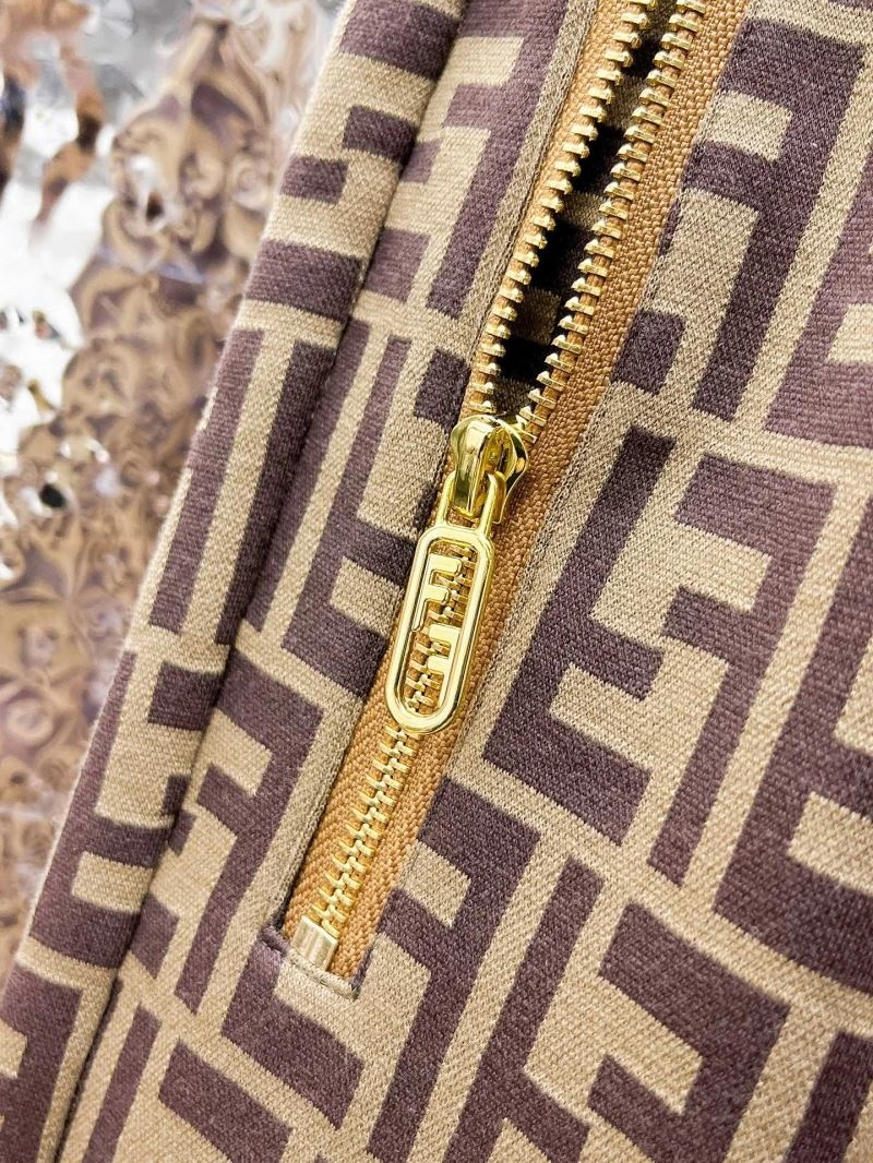 Versatile Fendi Short Pants 122872