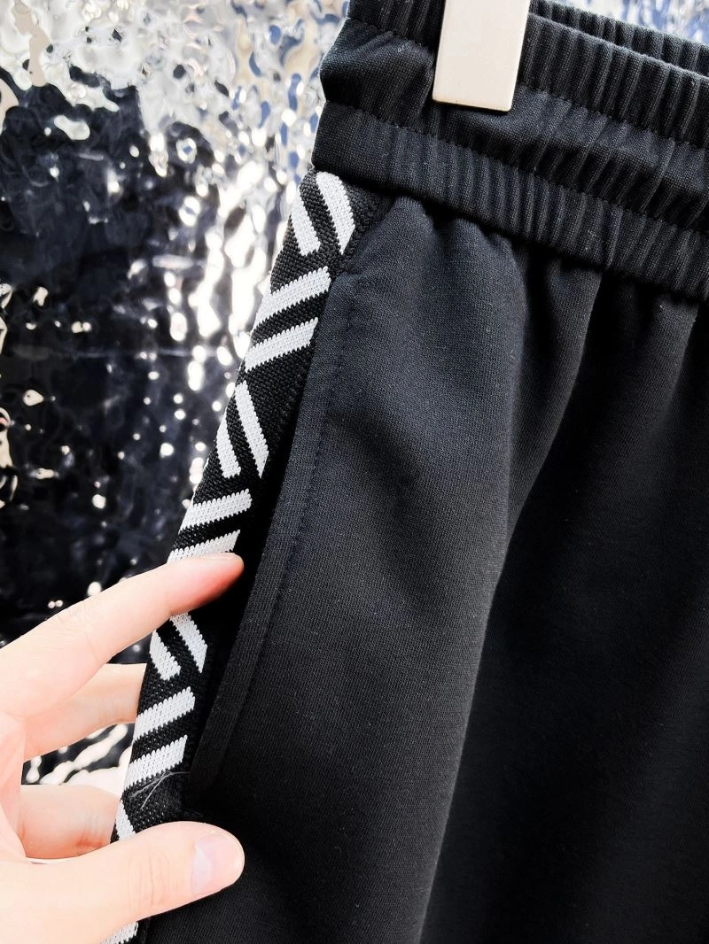 EyeCatching Fendi Short Pants 122658
