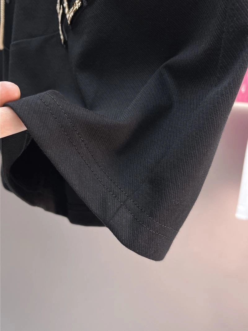 Supportive Fendi Short Pants 122650