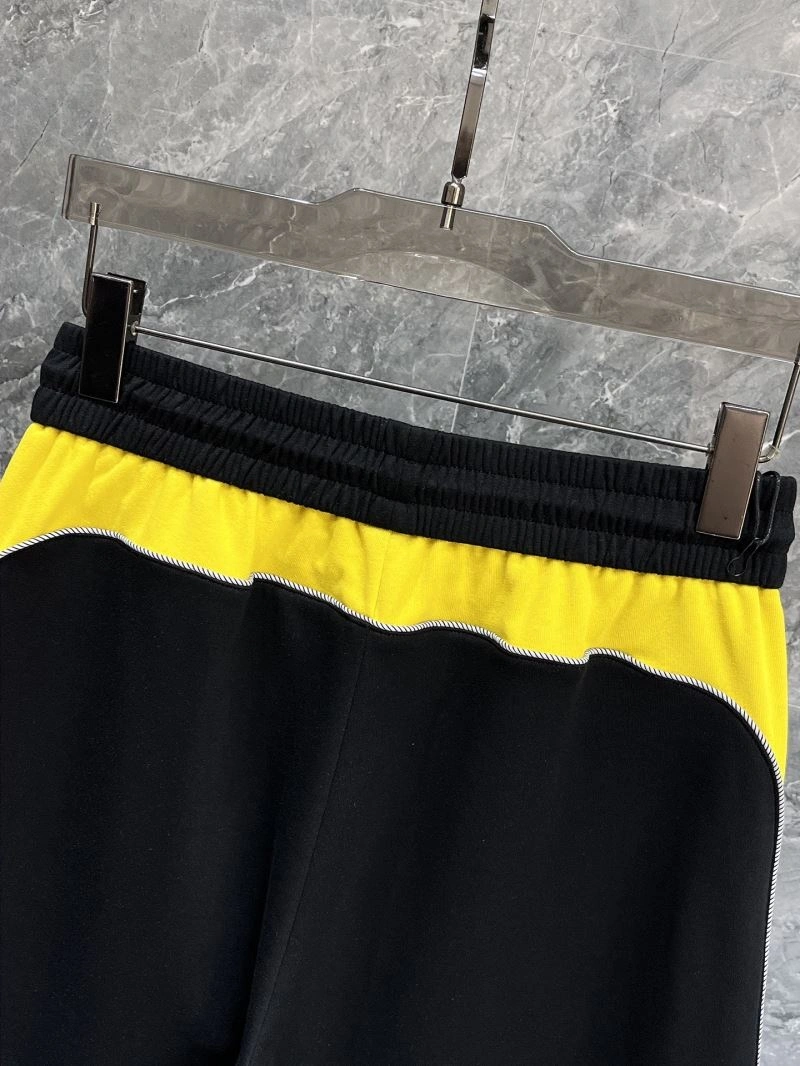 Functional Fendi Short Pants 122641