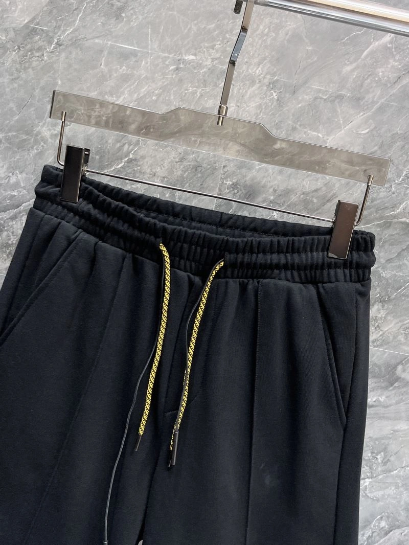 WrinkleFree Fendi Short Pants 122640