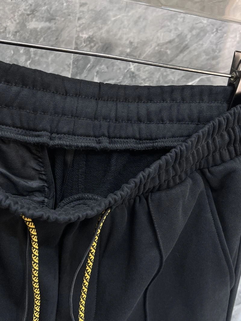 WrinkleFree Fendi Short Pants 122640