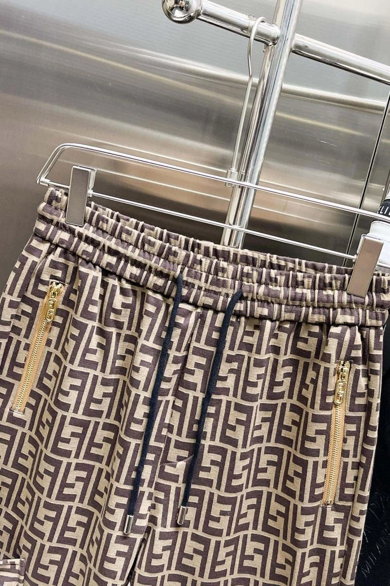 WellDesigned Fendi Short Pants 122624