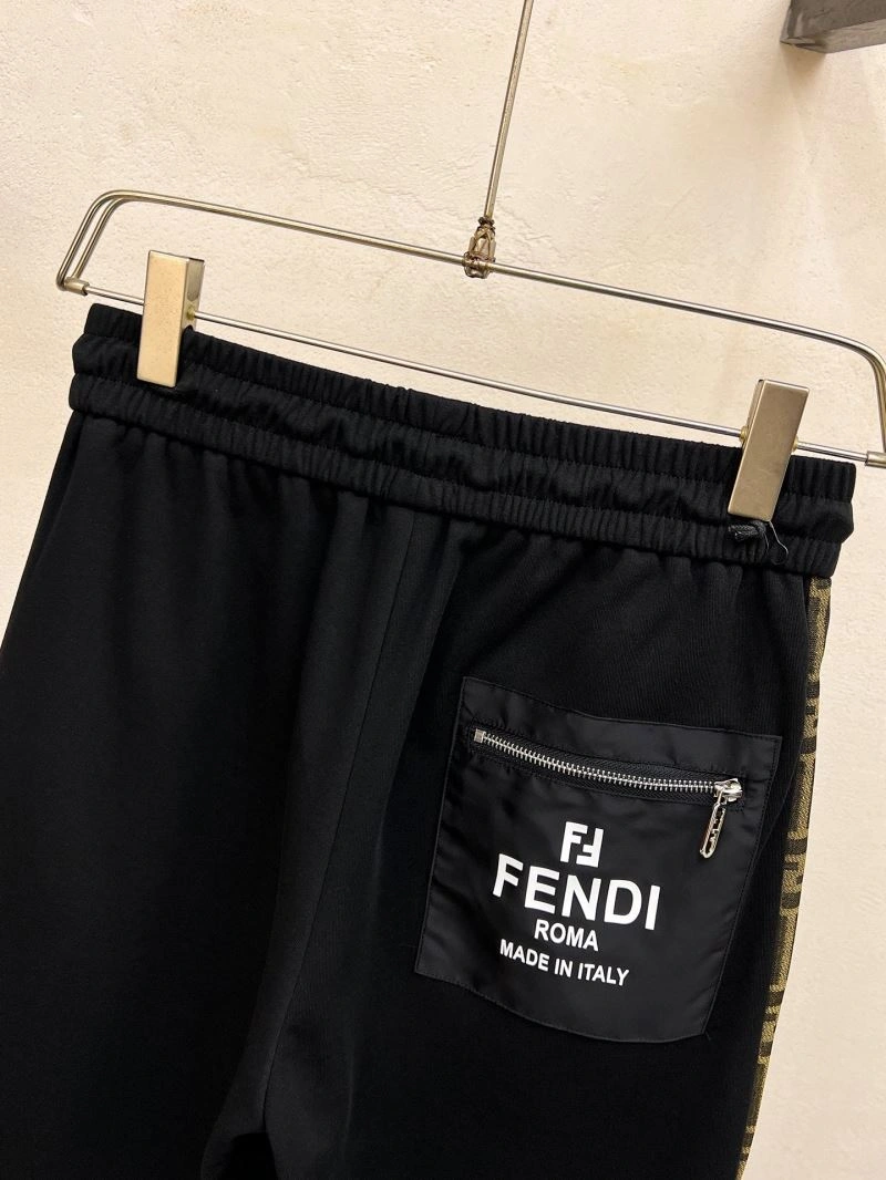 Fendi Short Pants Stylish 122620