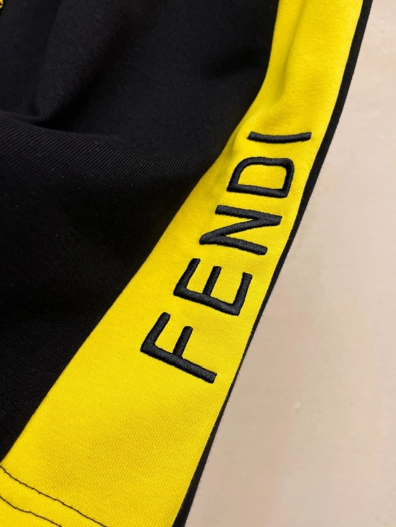 Fendi Short Pants Snug 122611