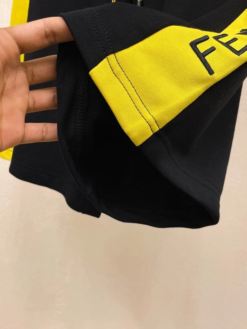 Fendi Short Pants Snug 122611