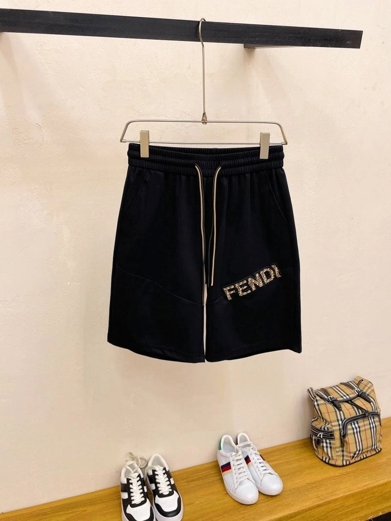 Sleek Fendi Short Pants 122601