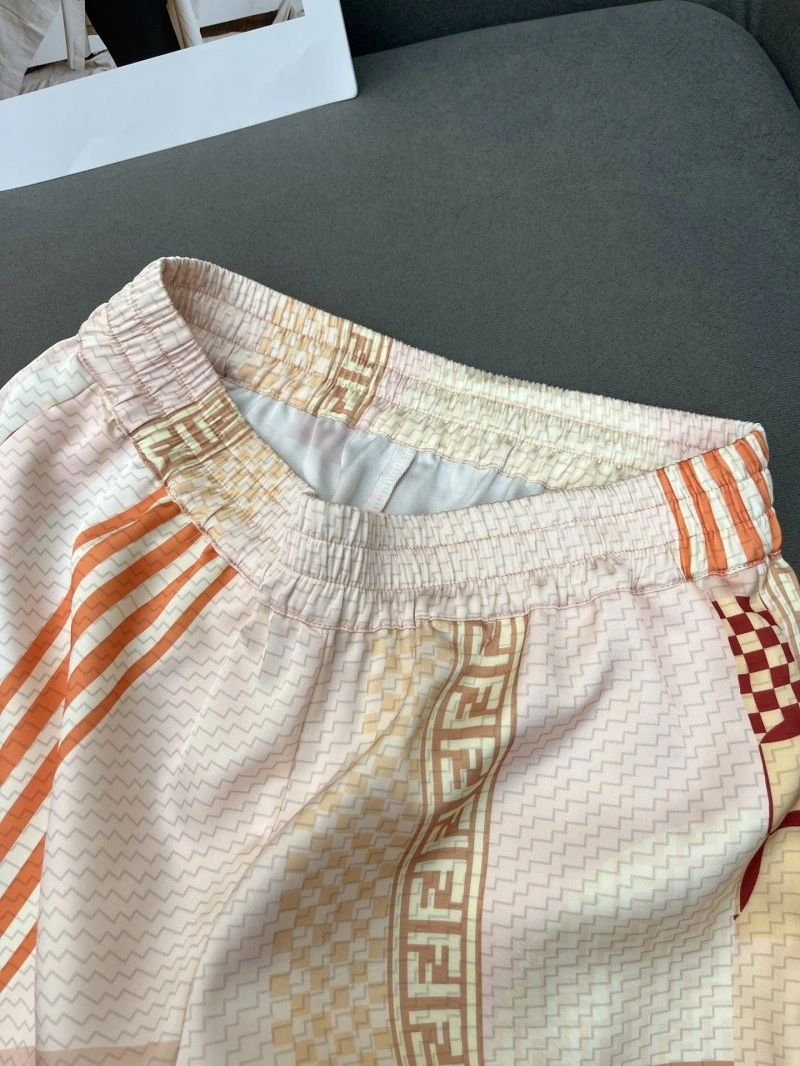 Fashionable Fendi Short Pants 120564