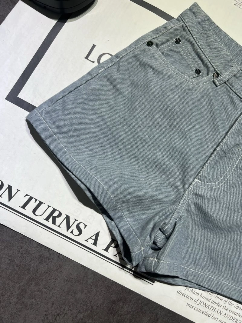Trendsetting Fendi Short Pants 120767