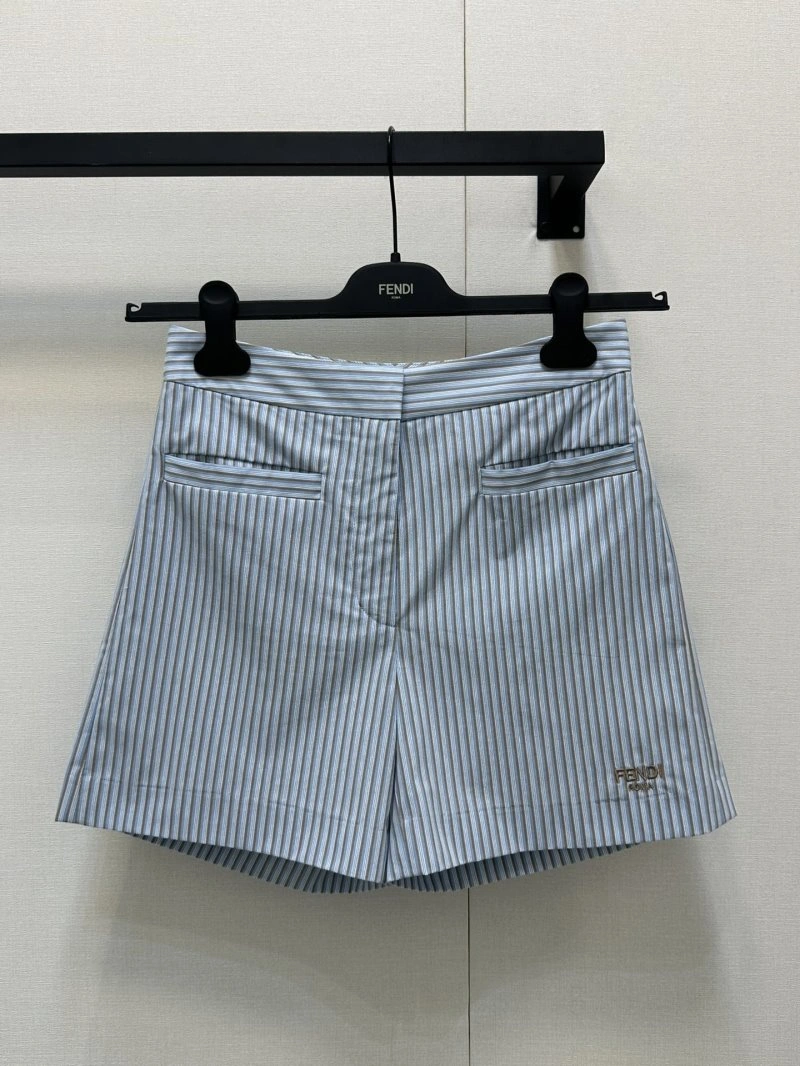 Effortless Fendi Short Pants 120456
