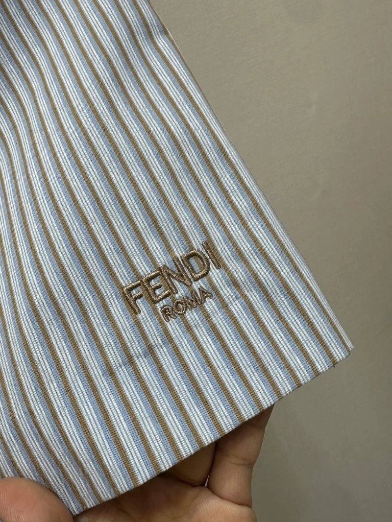 Effortless Fendi Short Pants 120456