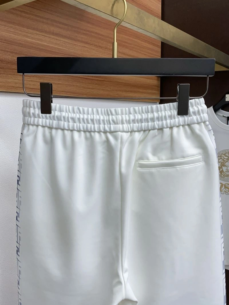 Fendi Short Pants ModernLook 122074