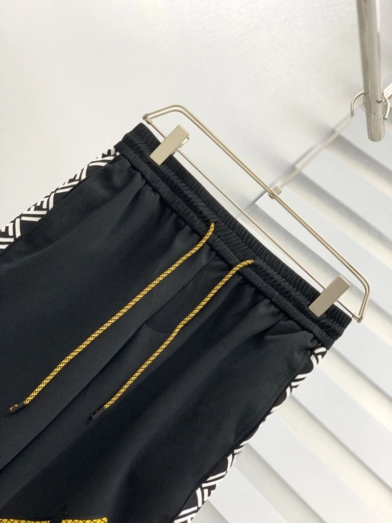 Modern Fendi Short Pants 121738