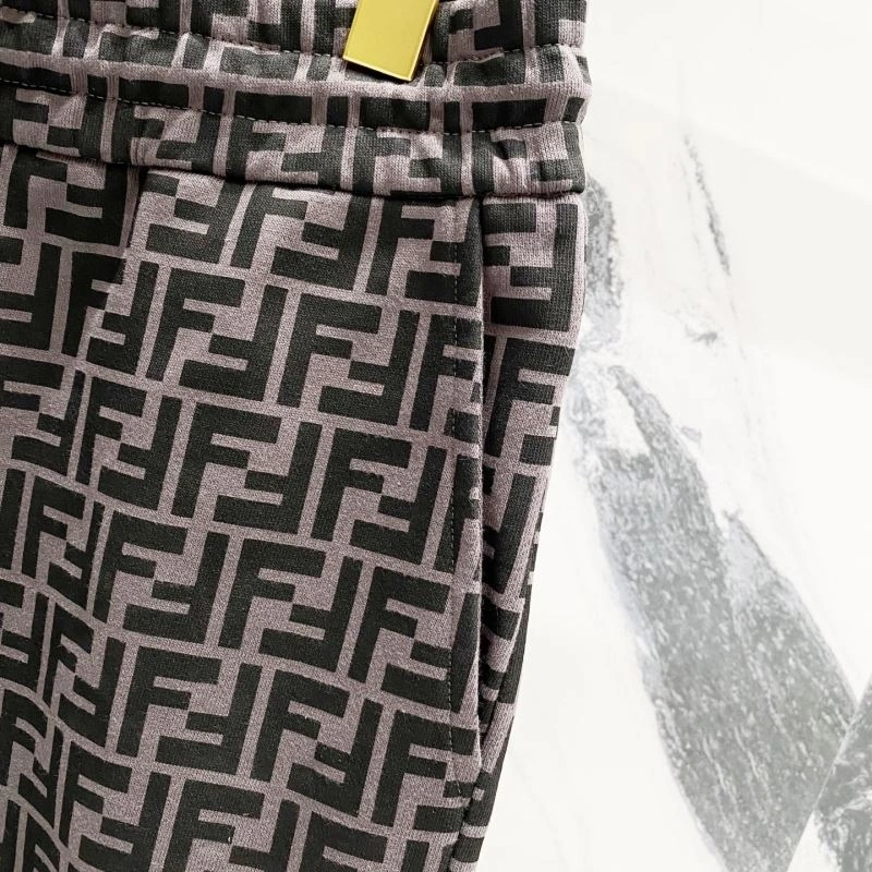 Popular Fendi Short Pants 121527