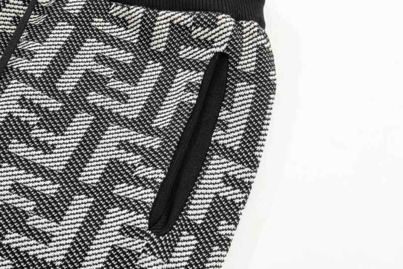 WellDesigned Fendi Short Pants 121518