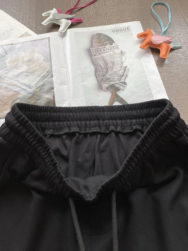 Fendi Short Pants Sleek 121495