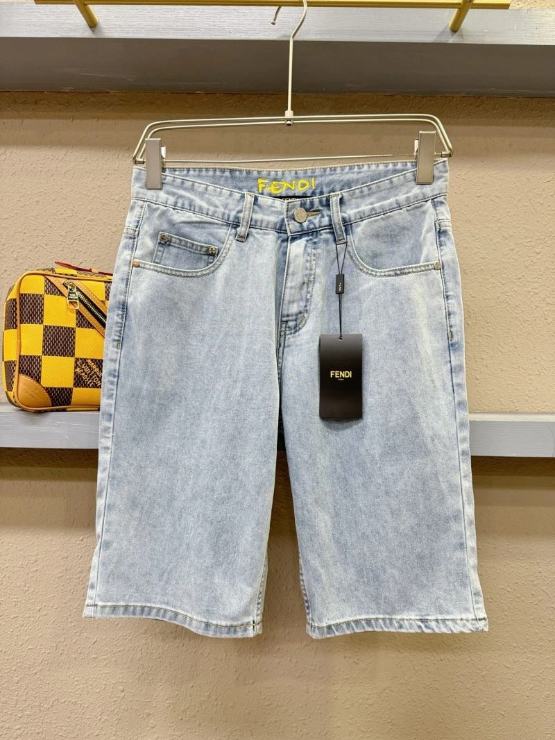 Supportive Fendi Short Pants 121505