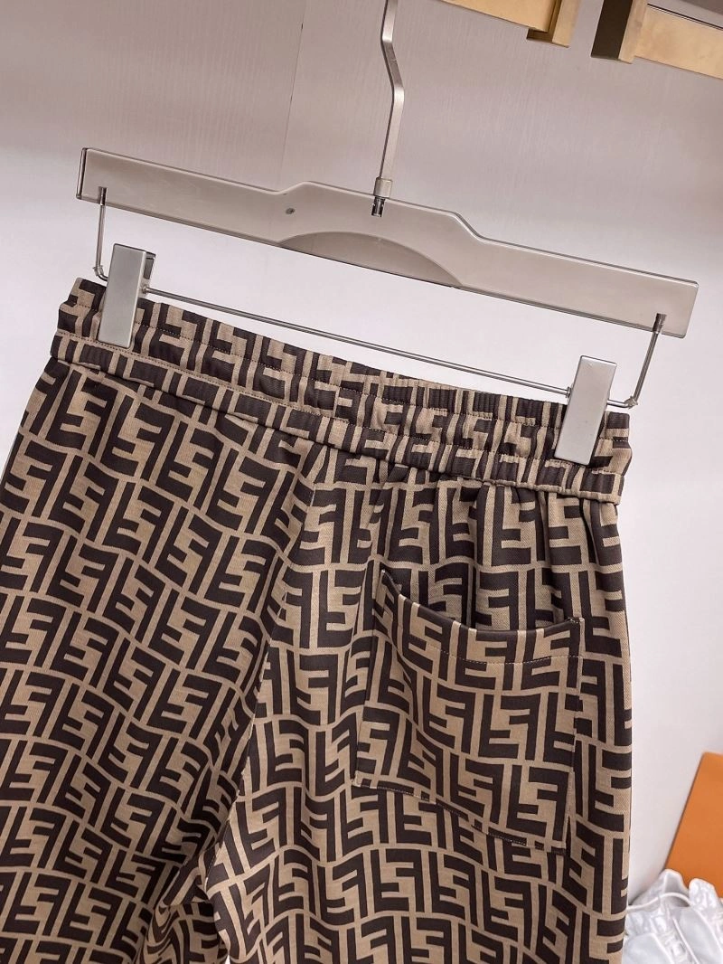 Snug Fendi Short Pants 121513