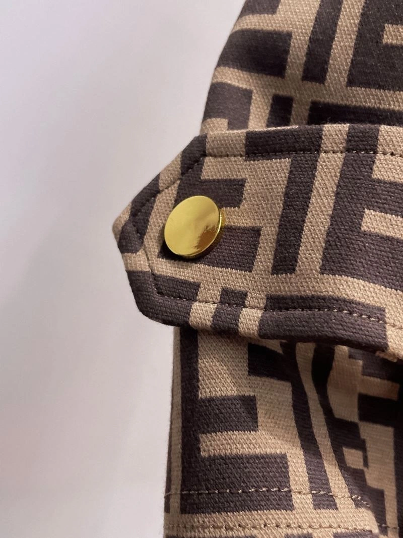 Snug Fendi Short Pants 121513