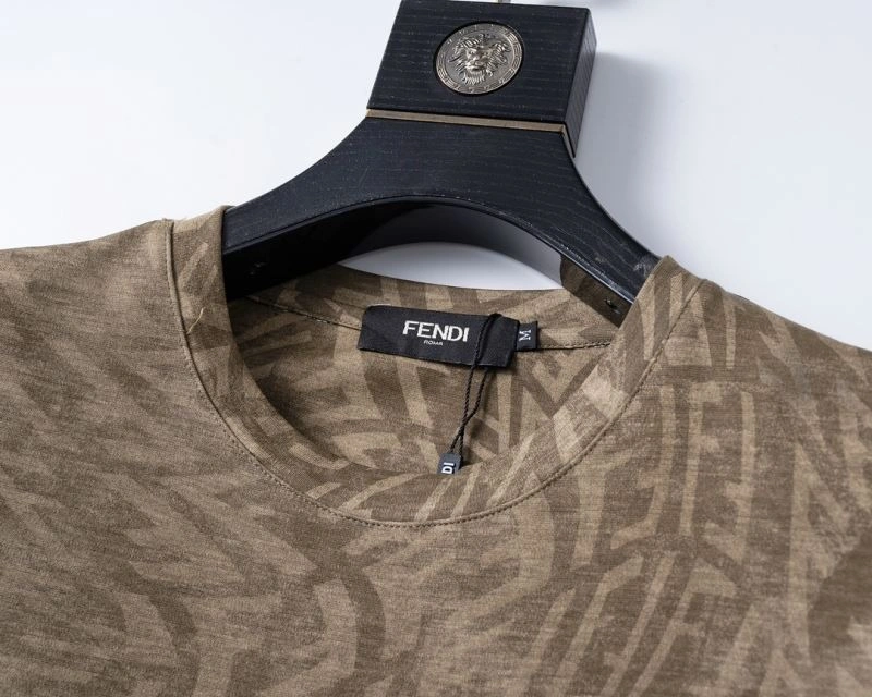 Fendi Short Suits EasyMatch 123093