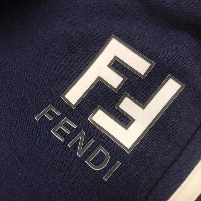 Lightweight Fendi Short Suits 123223