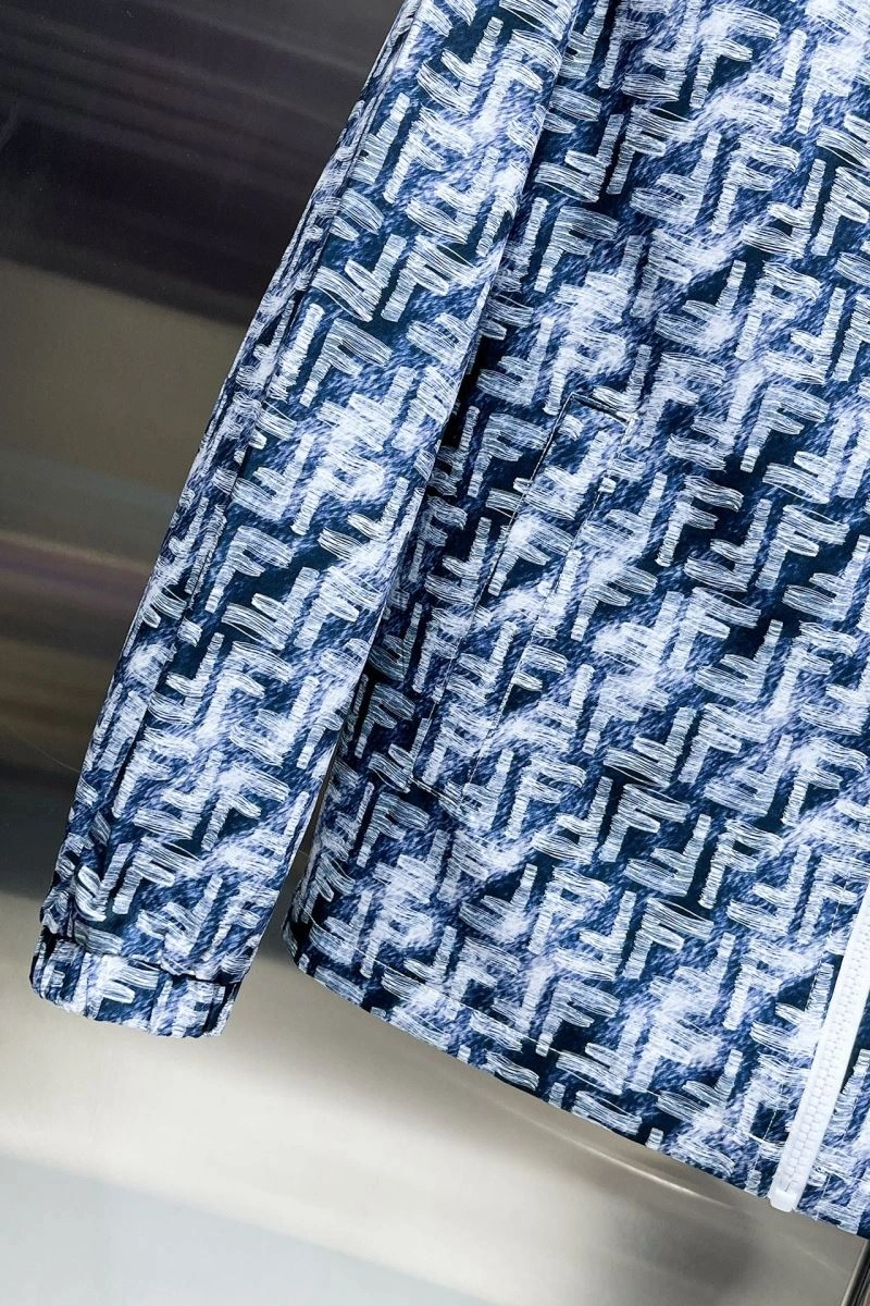 RelaxedFit Fendi Short Suits 122857
