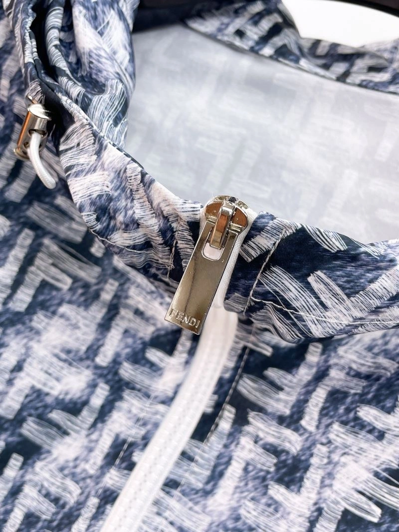 Sleek Fendi Short Suits 122613