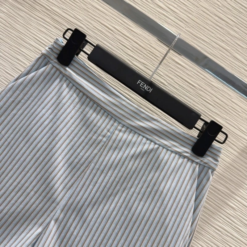 Fendi Short Suits Trendsetting 120594