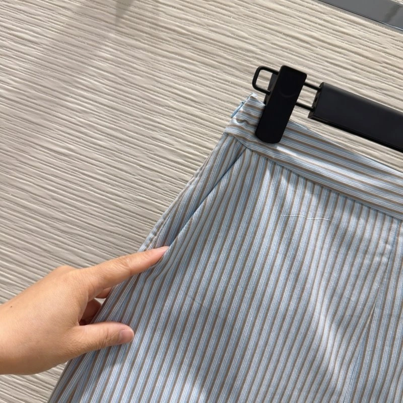 Fendi Short Suits Trendsetting 120594